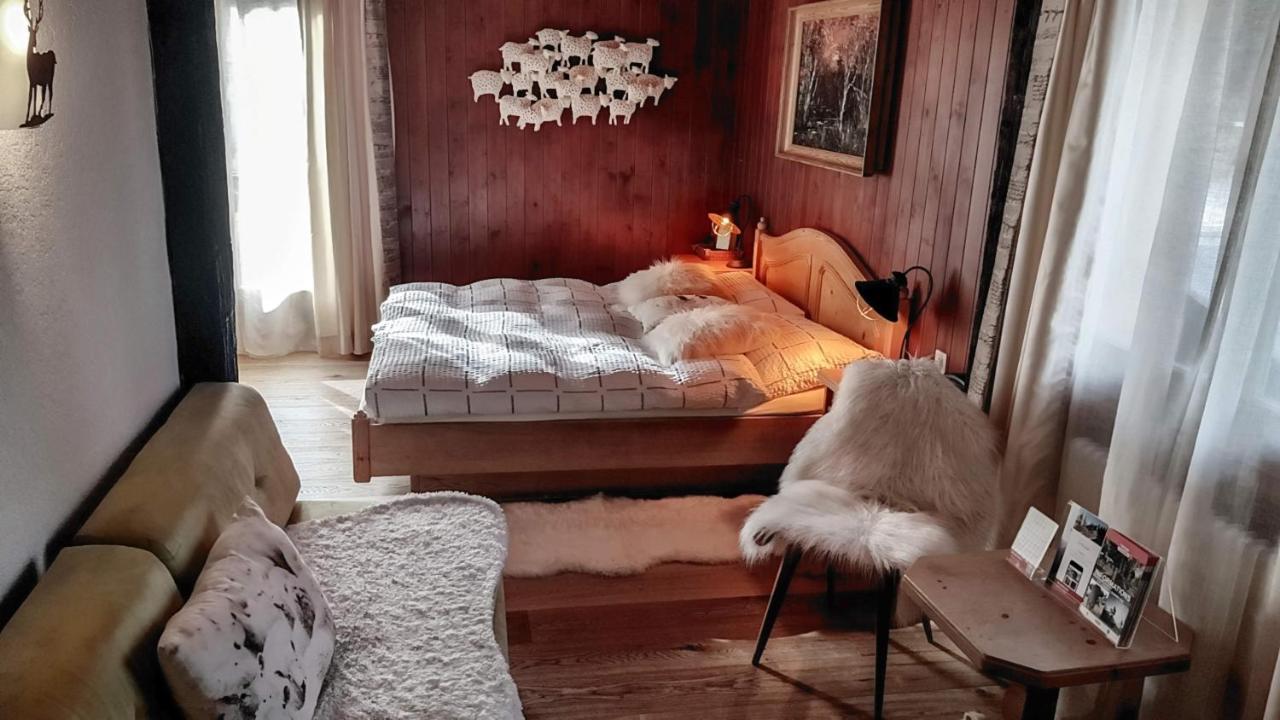 Hotel La Cambuse Ле-Коллон Экстерьер фото